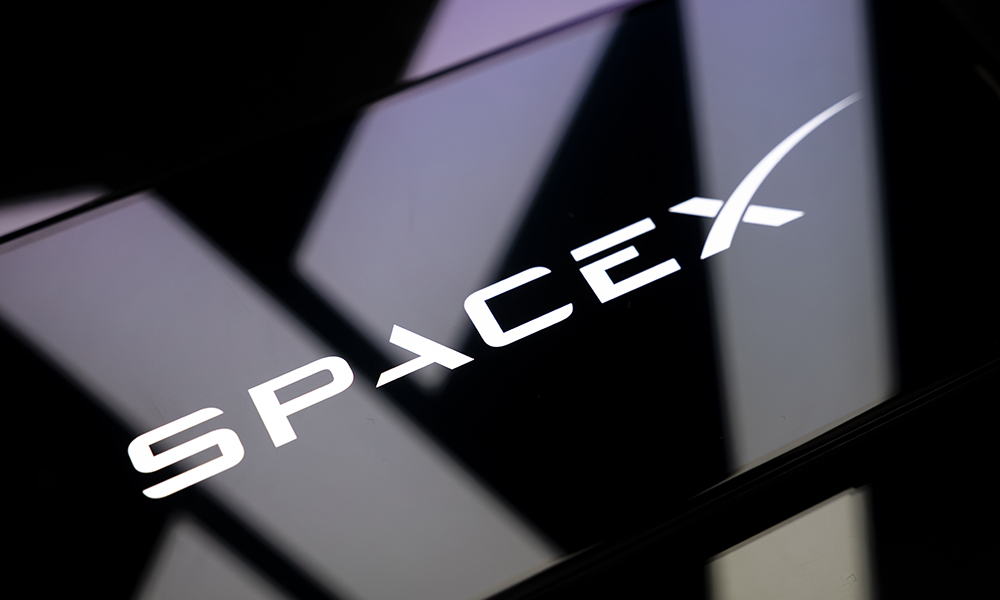 JPMorgan Eases SpaceX Lending Rules to Capture AI Wealth