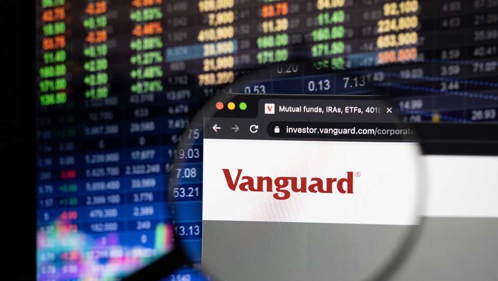 Vanguard Takes On Fidelity, Charles Schwab With $4 Billion Altruist Deal