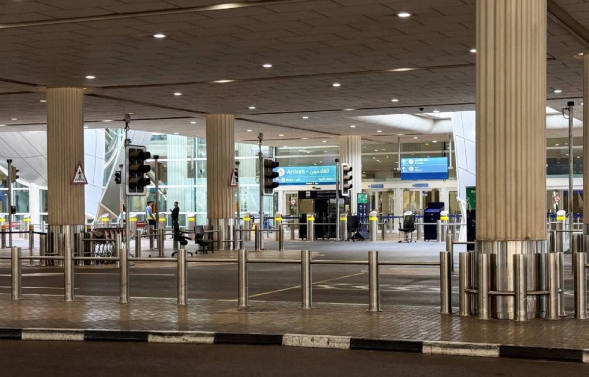 Dubai's DXB first-half passenger traffic falls more than 30% as Iran war disrupts travel