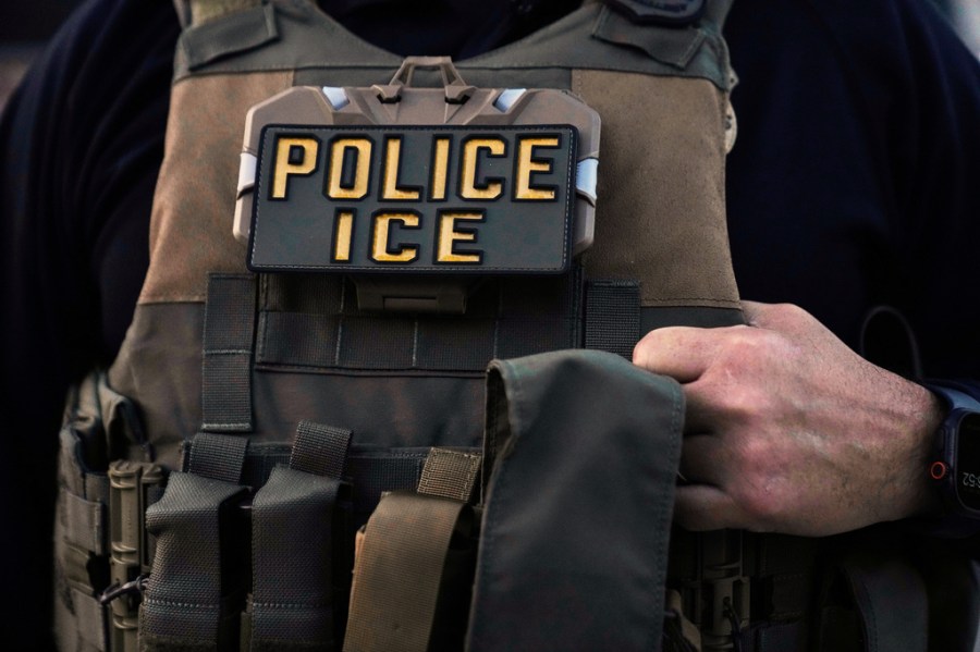 Judge rejects Minnesota push to extradite ICE officer from Texas