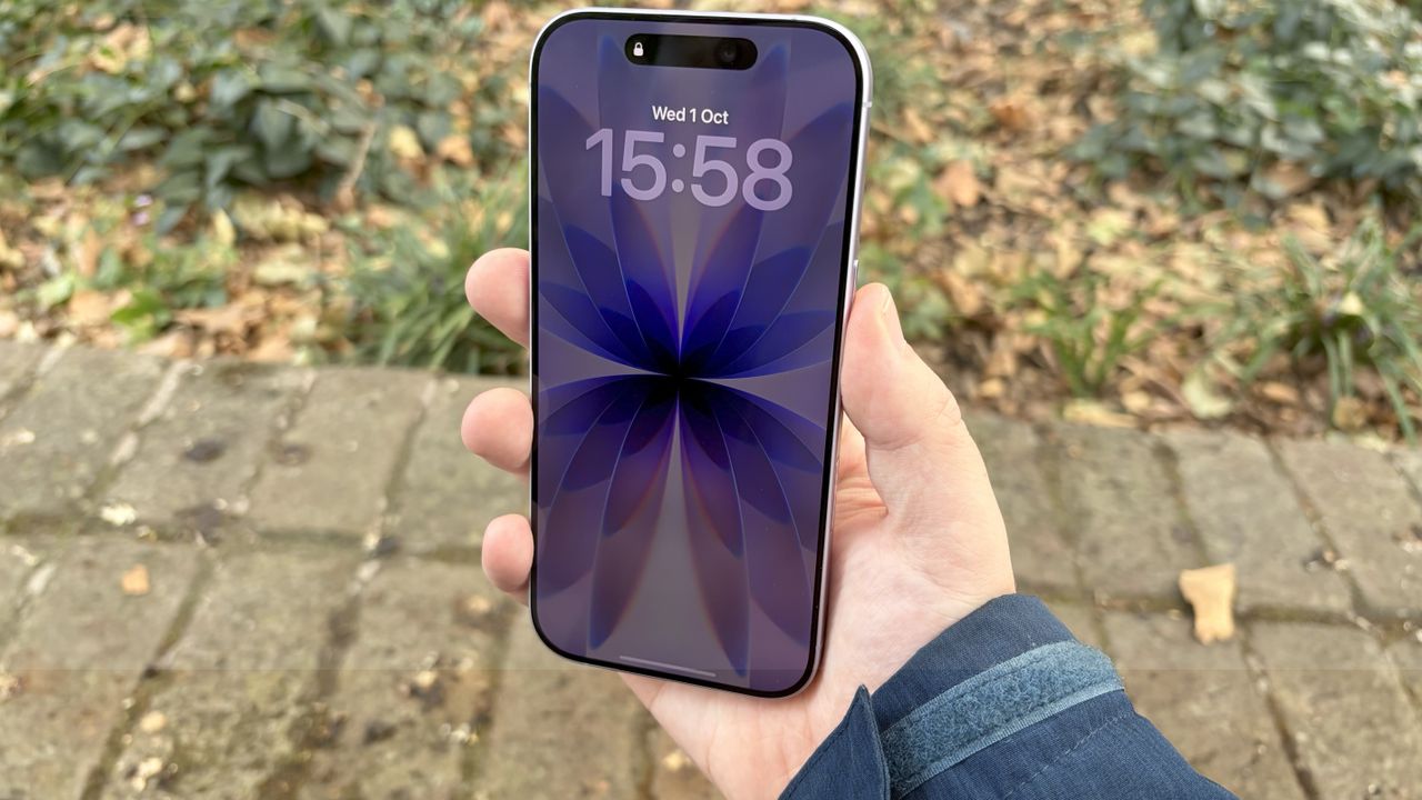 iOS 27 finally gives you total control over your iPhone lock screen — here's what to change first