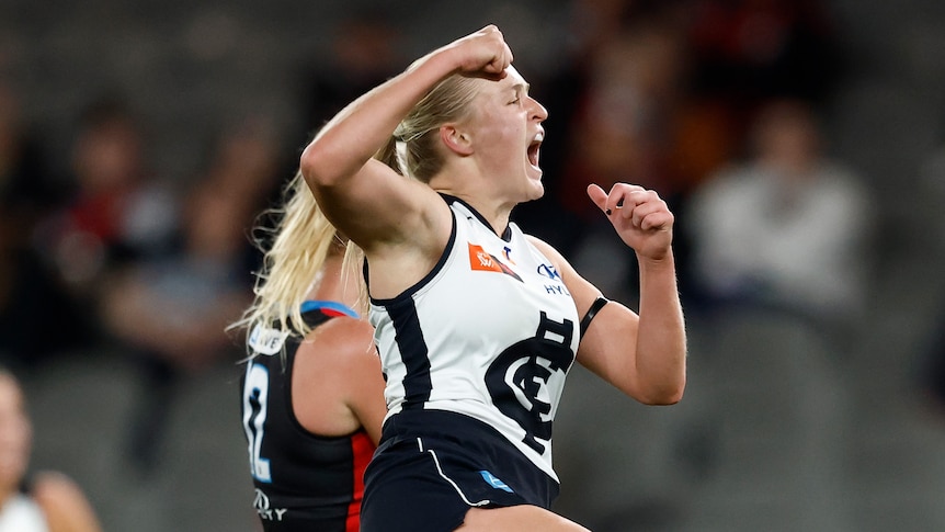 Blues start AFLW season with 26-point win over Saints