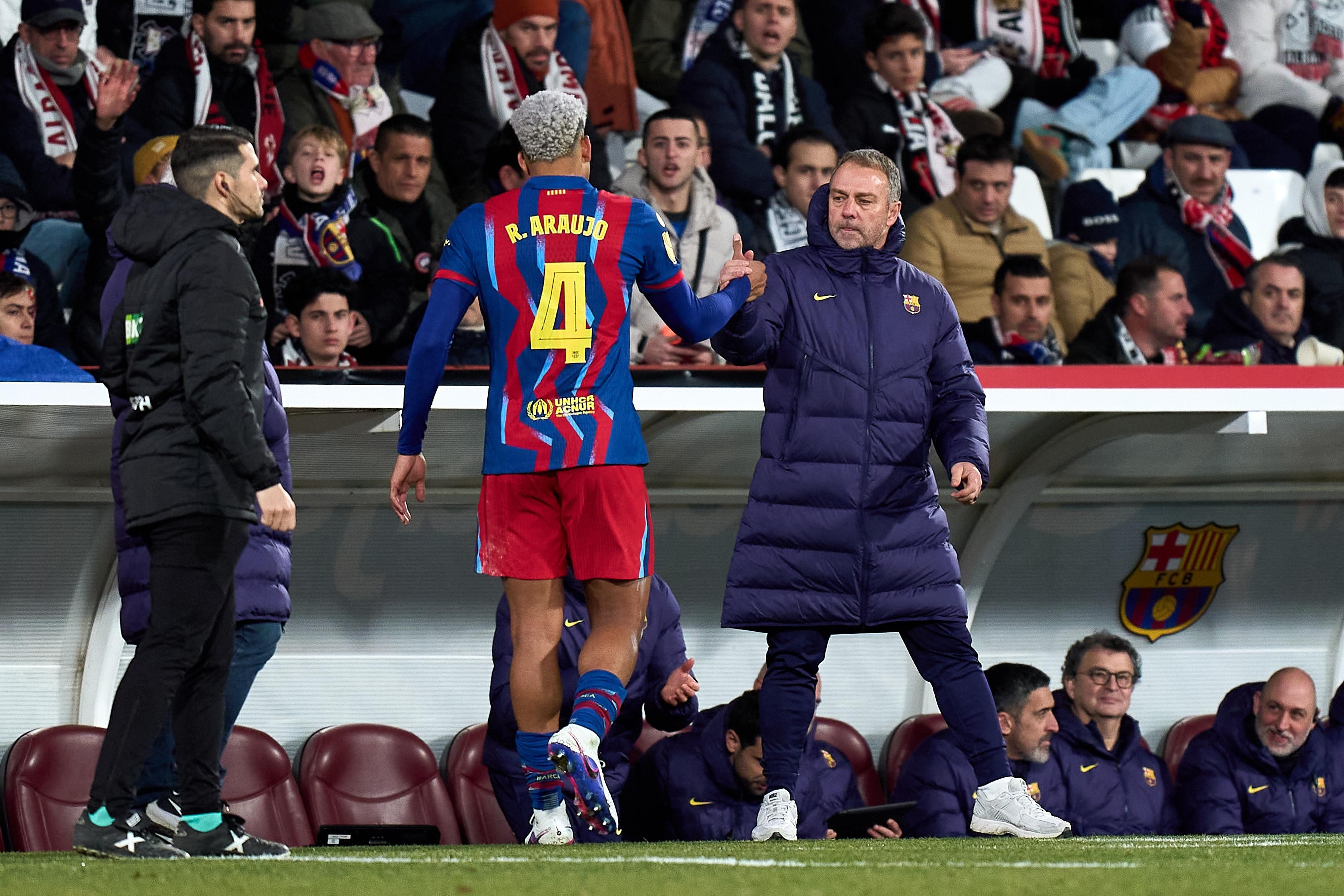 ‘He wanted to try new things’ – Barcelona boss Hansi Flick talks Ronald Araujo’s Liverpool move
