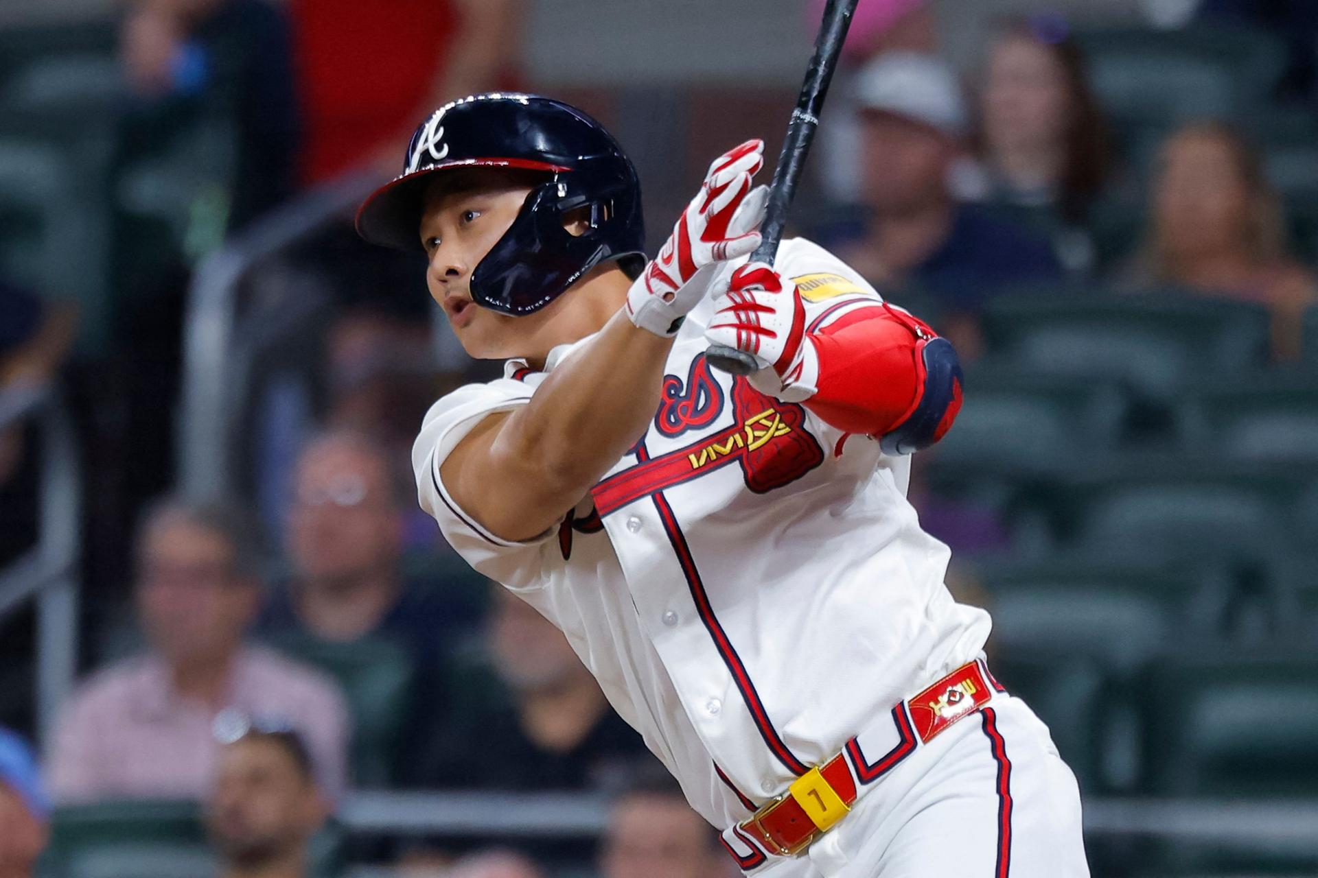 Kim Ha-seong delivers walk-off hit for Braves