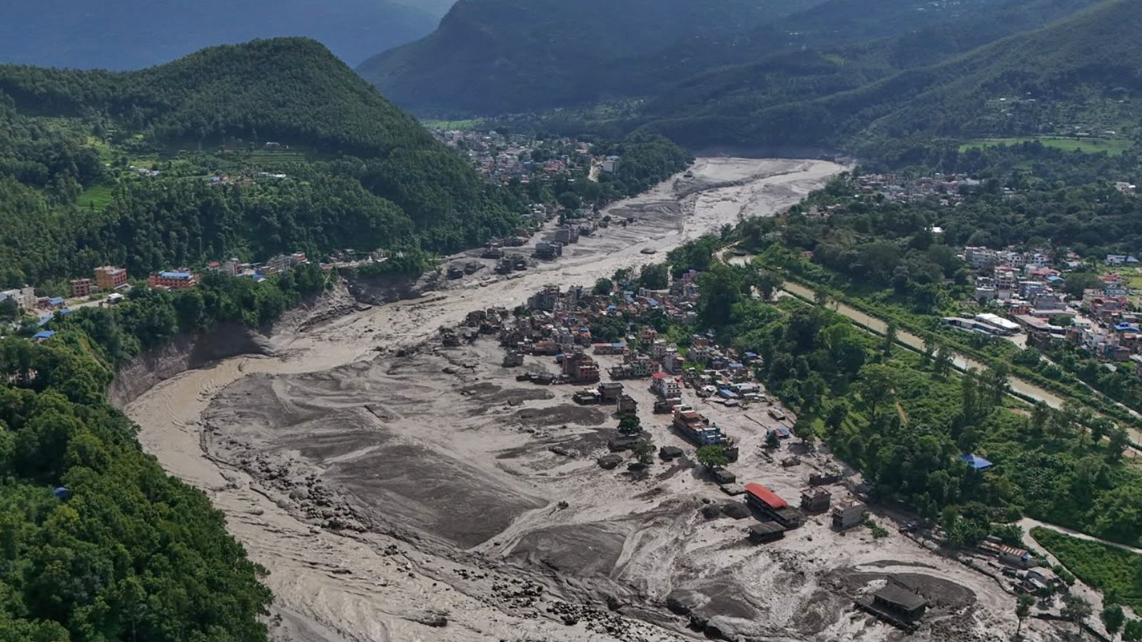 Nepal floods kill 165, massive search underway for hundreds missing; here are the top developments
