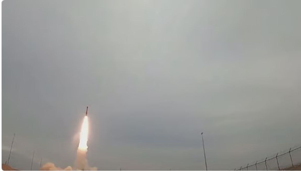 Houthi militia targets Mokha port with missiles and drones