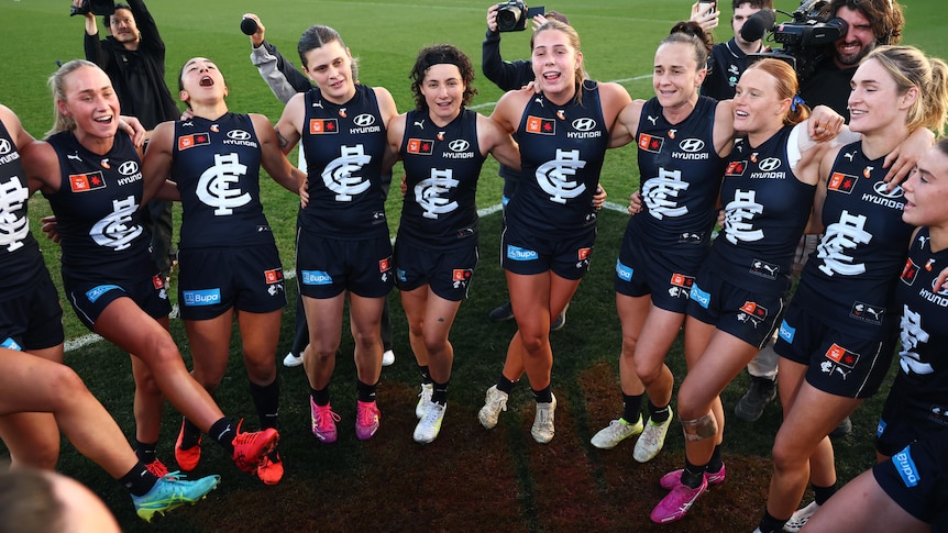 The numbers behind Carlton's transition from AFLW darling to contender