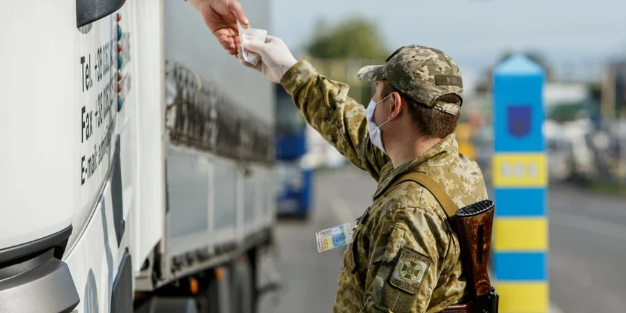 Russian attack blocks key road connecting Odesa with Moldova