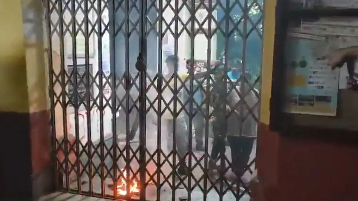 Jadavpur University Violence: ABVP Seeks Police Probe Into Gate 4 Emblem Removal, Alleges Conspiracy To Frame Supporters