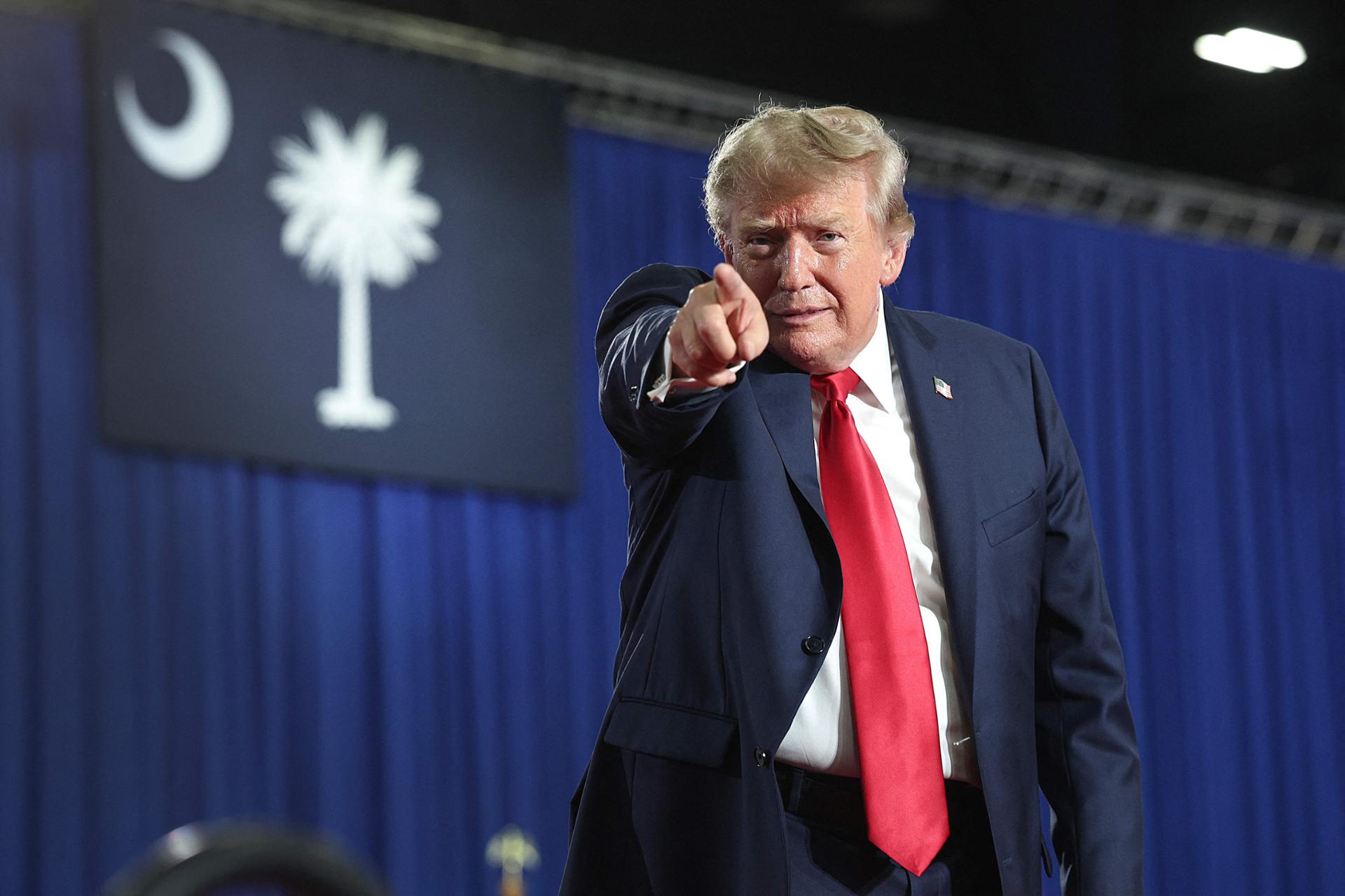 [COVER STORY] Koreans' favorability toward US hits record low under Trump administration