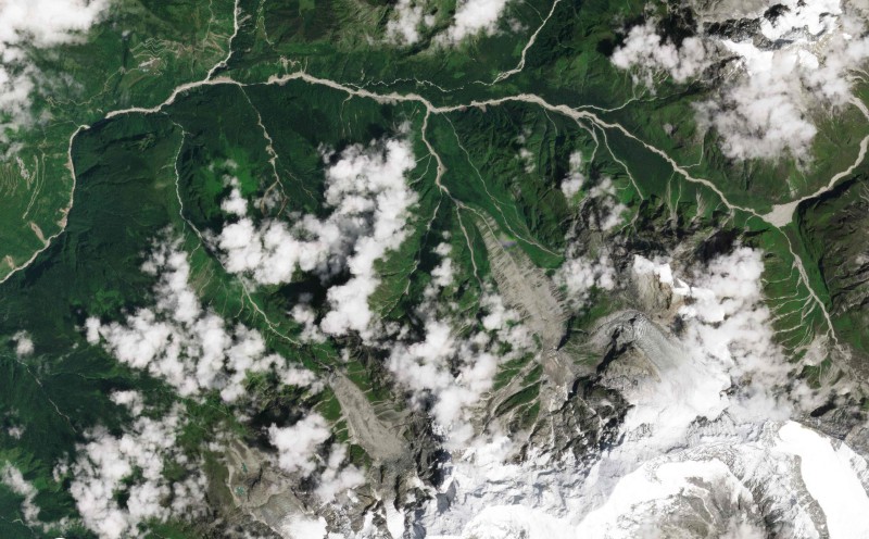 Climate change boosted risk of devastating Himalayan flood, experts say