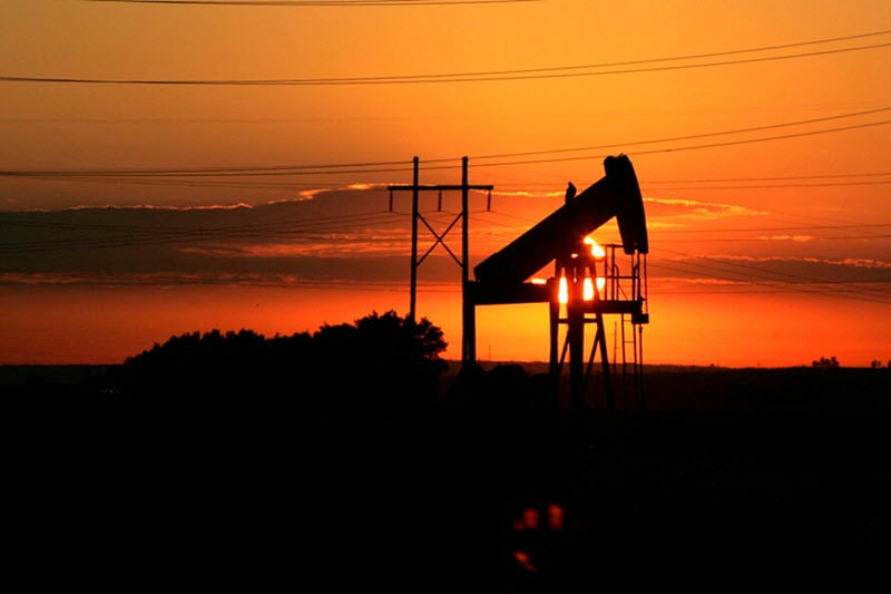 Iran says Oman deal is in ’final stages’ but US must act to open Hormuz