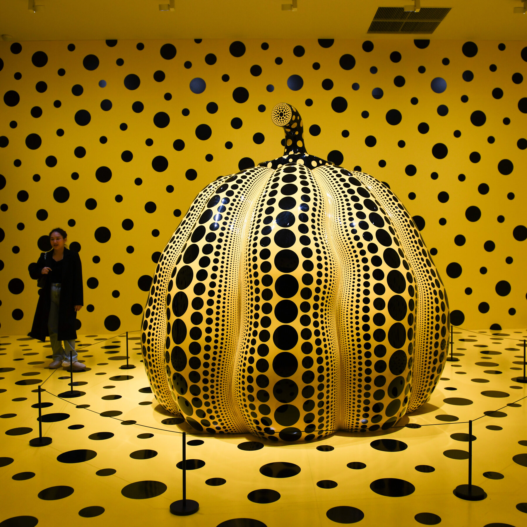 In Japan, Yayoi Kusama Is Remembered as a Visionary and a Rebel