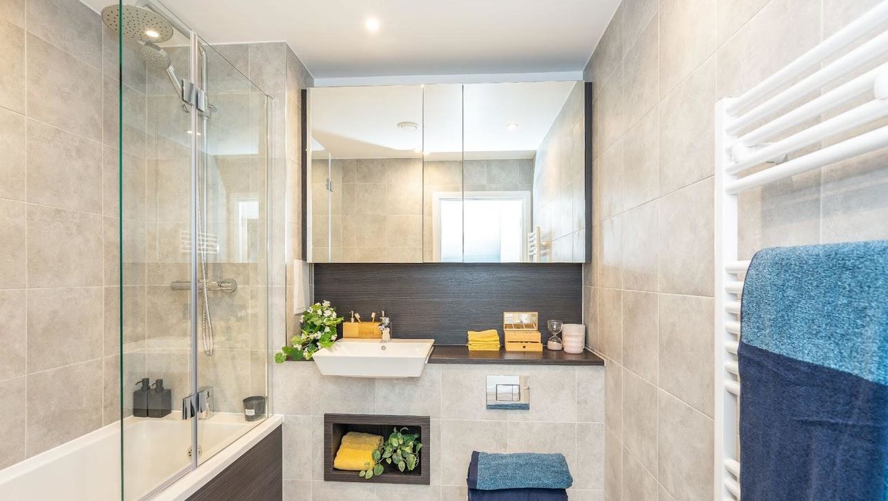 Forget weekend deep cleaning: This 30-second daily bathroom hack saved my schedule