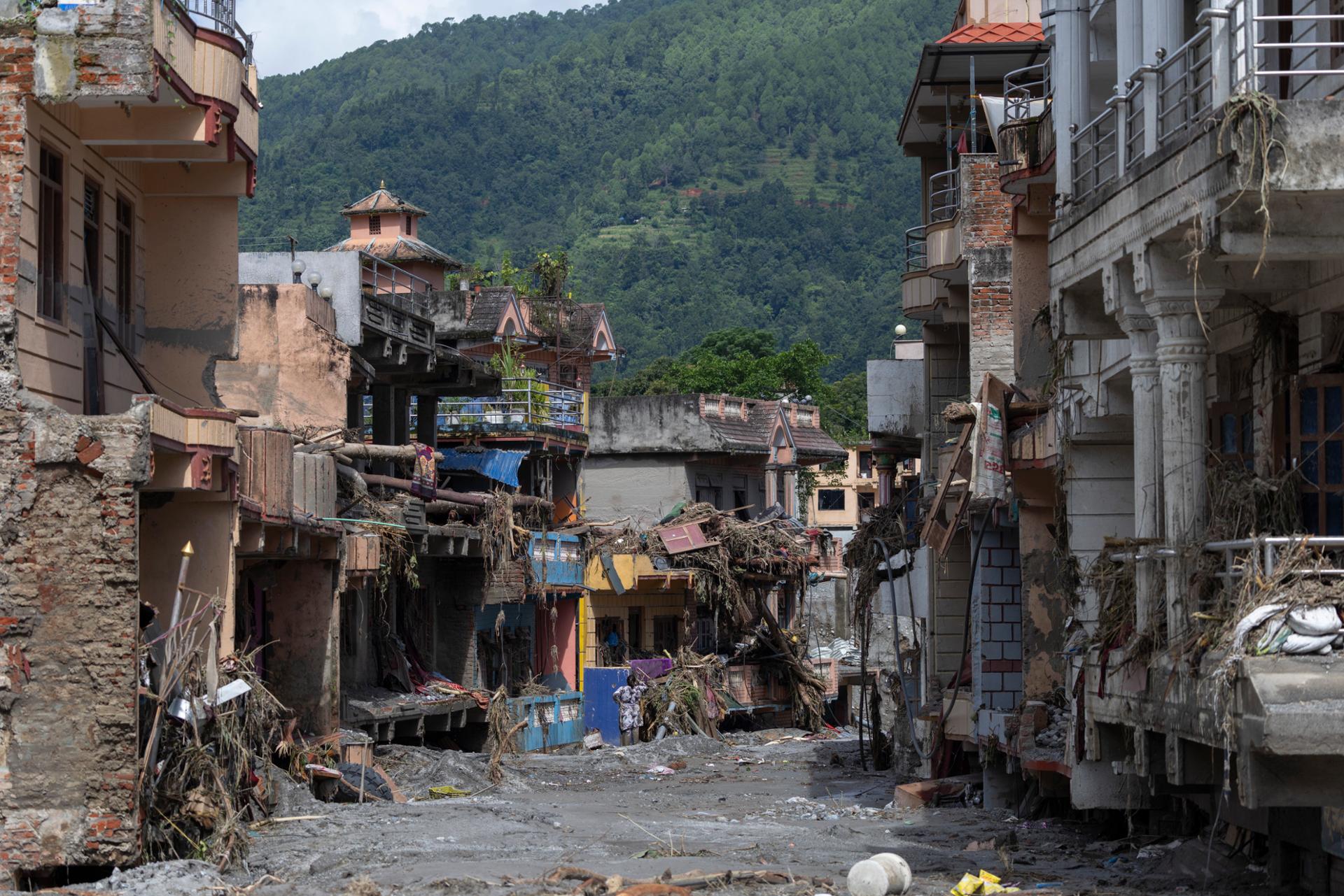 Catastrophic floods kill over 353 in Nepal and Tibet, with more than 1,300 missing