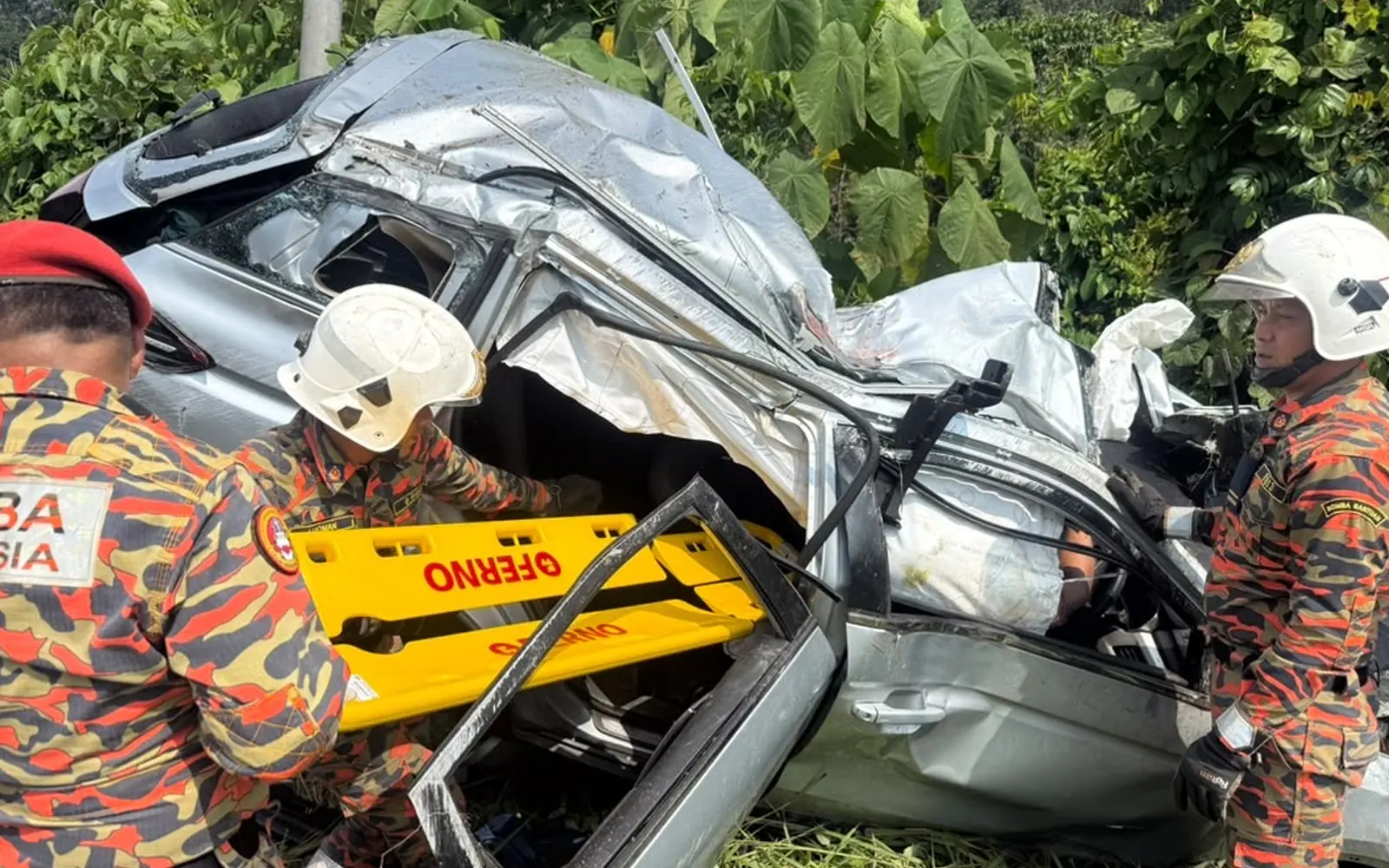 2 maut SUV terbabas ketika dikejar polis