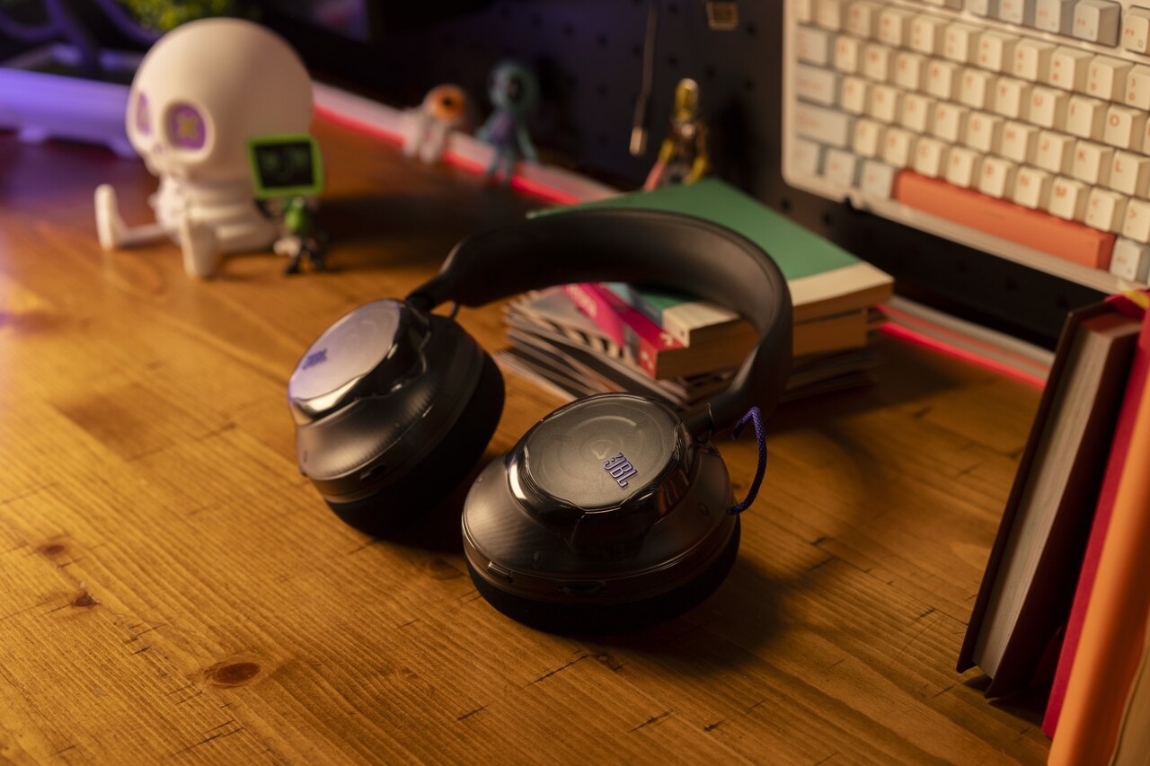 JBL’s New Gaming Headsets Share Drivers, Split on Price