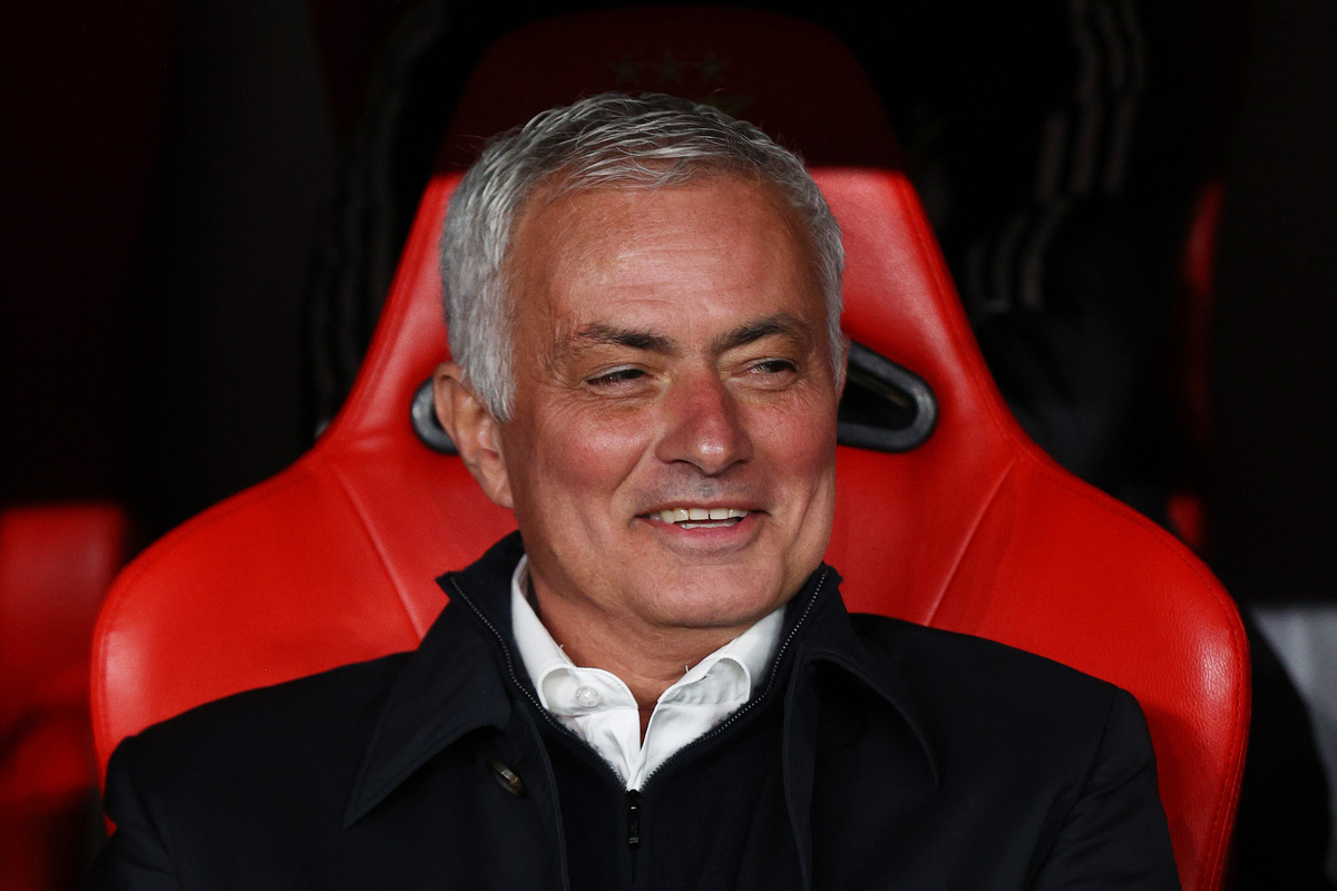 Champions League draw sees Roma reunited with Mourinho, Luis Enrique and old foe