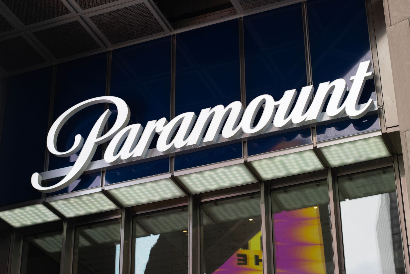 Are Wall Street Analysts Predicting Paramount Skydance Stock Will Climb or Sink?