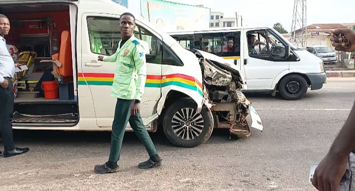 Four vehicles collide at Tech Junction-Top High as Ambulance attempts to navigate stationary traffic