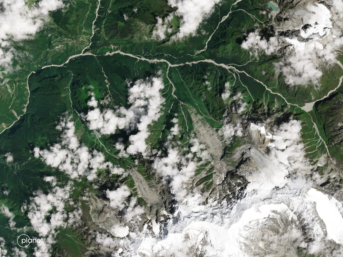 Nepal-China floods: Over 360 killed, with more than 1,400 missing
