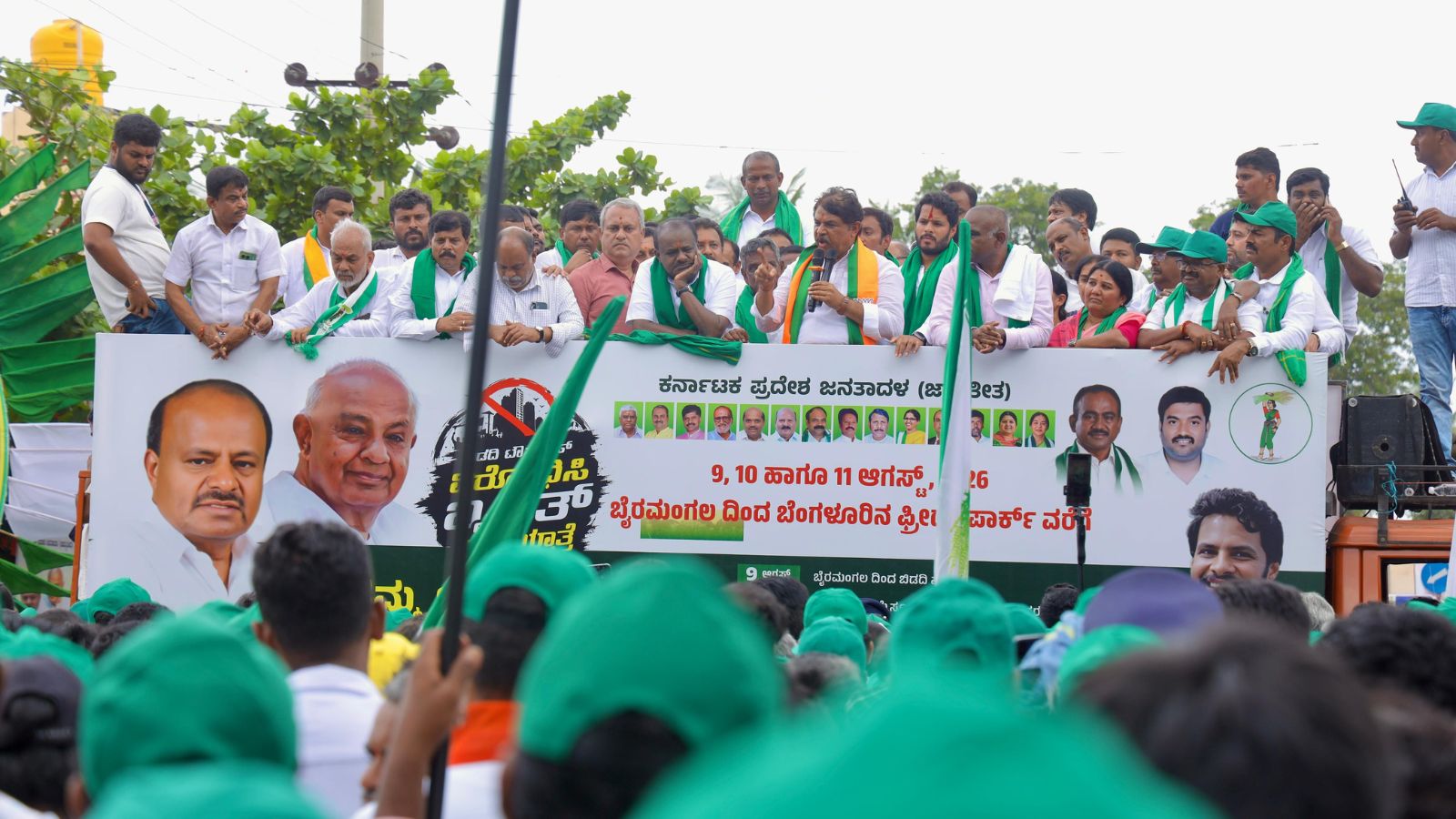 Kumaraswamy rakes up Congress’s 2006 report against Bidadi township project