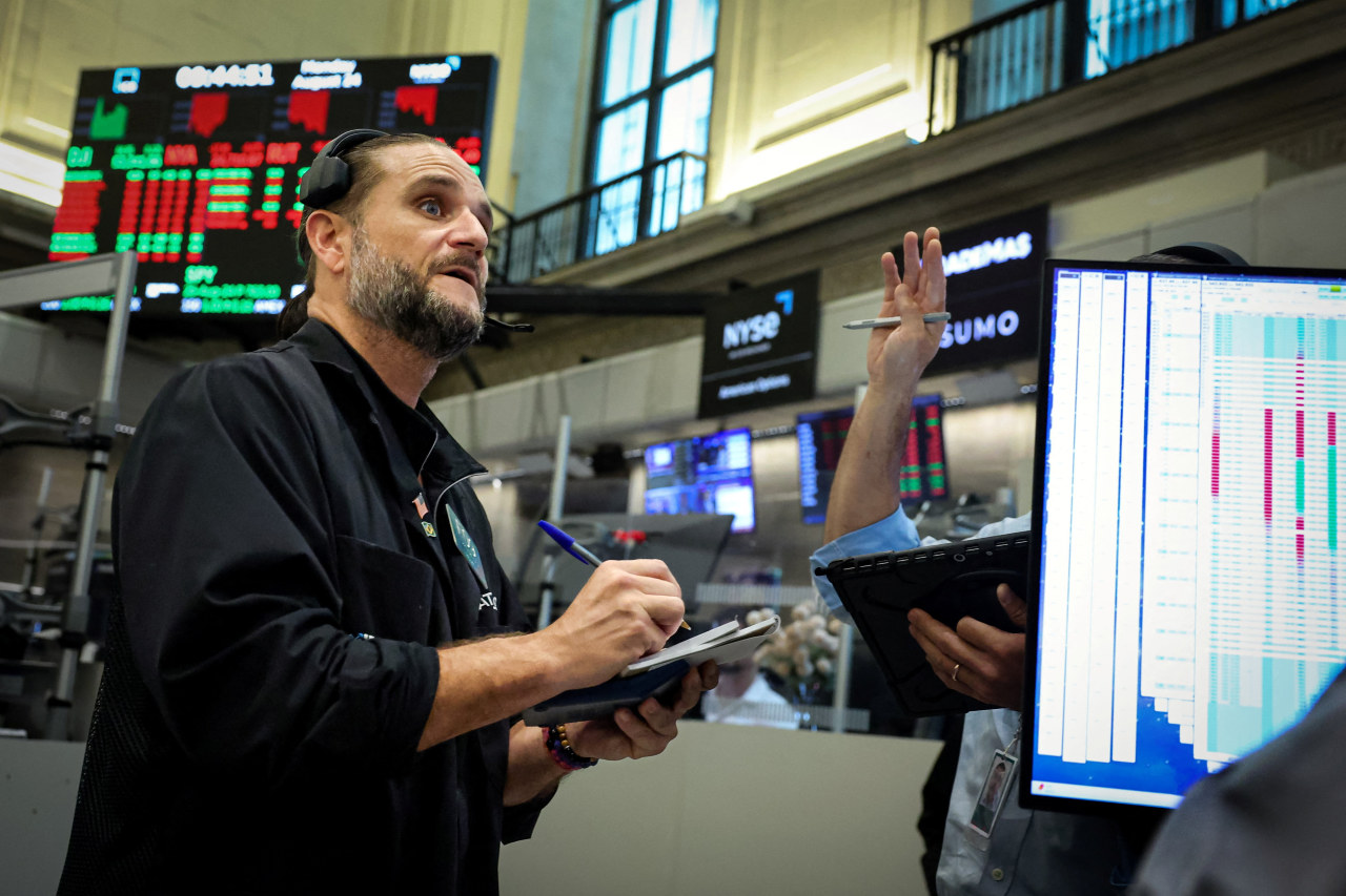 U.S. Stocks Rise After Rosy Nvidia View
