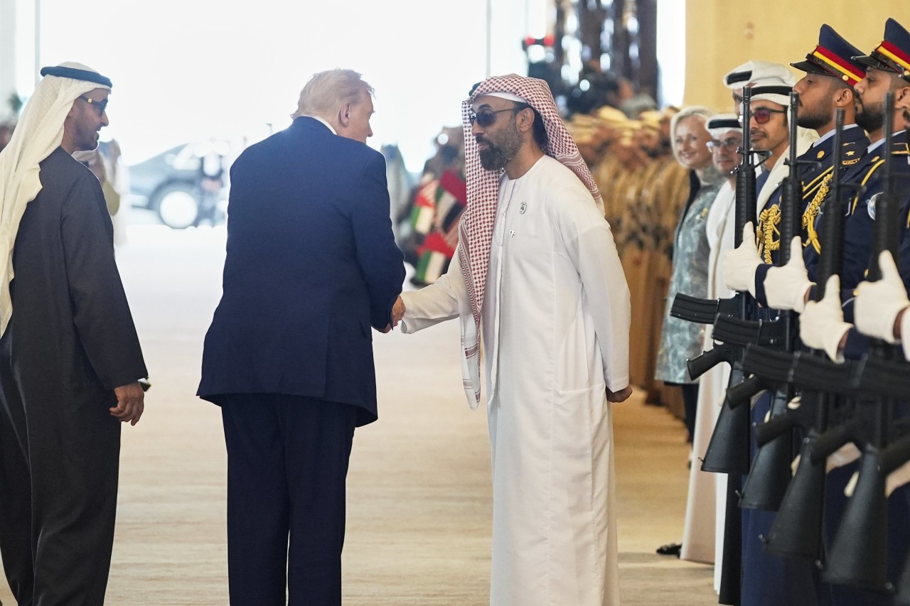 Trump Family Crypto Bank Backed by Abu Dhabi Royal