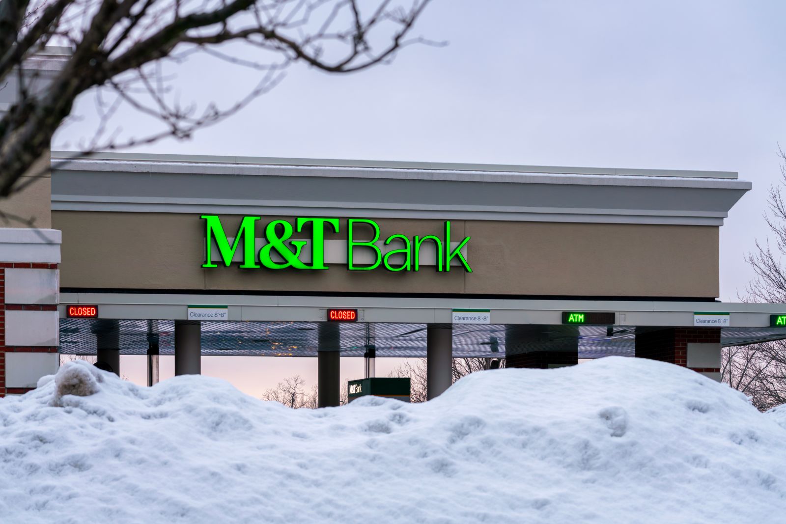 What Are Wall Street Analysts' Target Price for M&T Bank Stock?