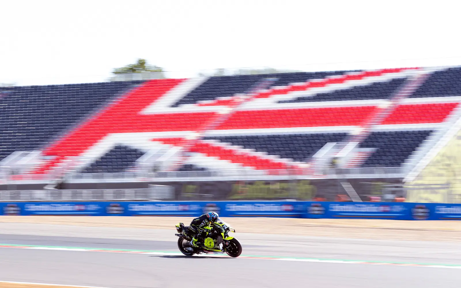 Raul Fernandez wins British MotoGP Grand Prix
