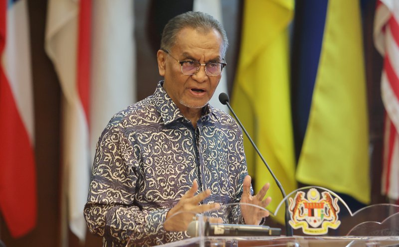 MOH adds boat services to improve healthcare access for Orang Asli in Hulu Perak