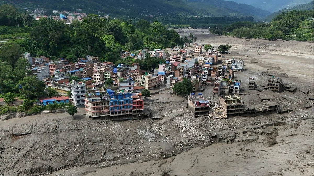 China-Nepal Flash Floods: 359 Dead, Over 1,400 Missing As Foreign Nationals From More Than 30 Countries Remain Unaccounted For | Video