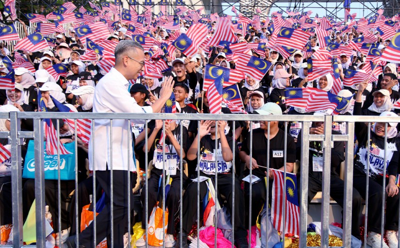 Human graphic structure safe despite slight swaying, says Fahmi