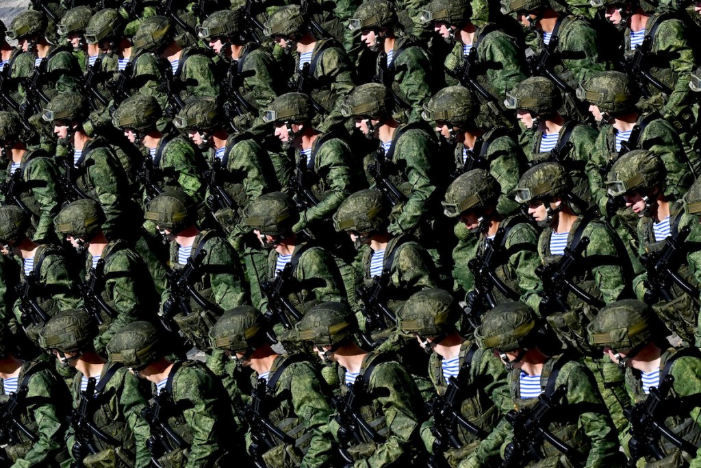Bear trap: Russia is running out of good options in Ukraine
