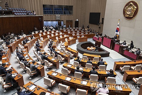 (LEAD) Cheong Wa Dae says asked chief justice to make new recommendation for Supreme Court justice