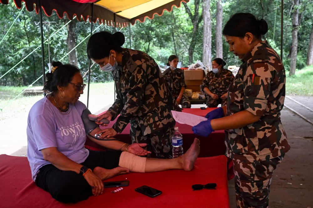 Singapore donates US$100,000 to Red Cross fundraiser for Nepal flood relief