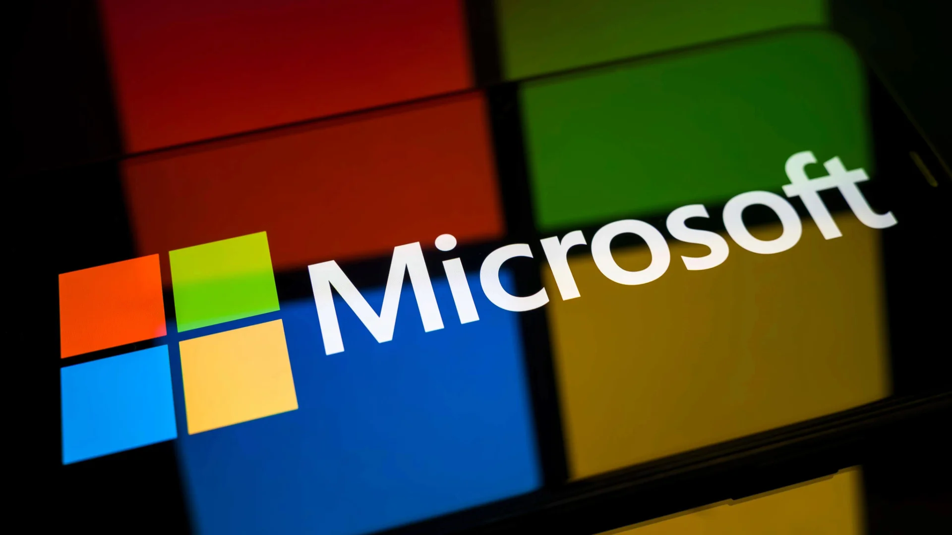 1 Microsoft Team Has a Salary Band Nearly 2 Times Higher Than the Rest, New Data Shows