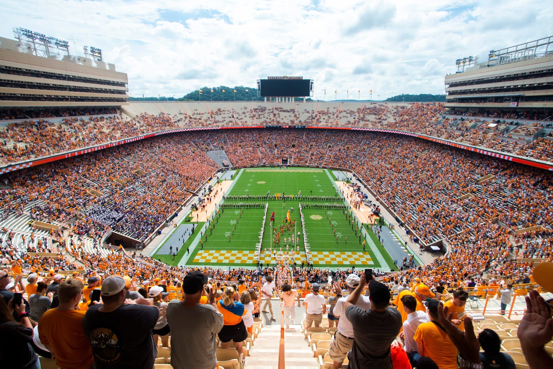 College football analyst names most hated fan base in 2026