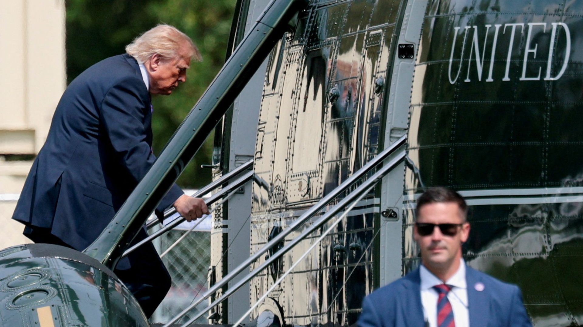 Trump's helicopter got too close to jet after White House building work affected radio calls