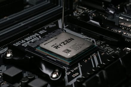 MIT researchers found a new Spectre attack that can slip past Intel and AMD defenses