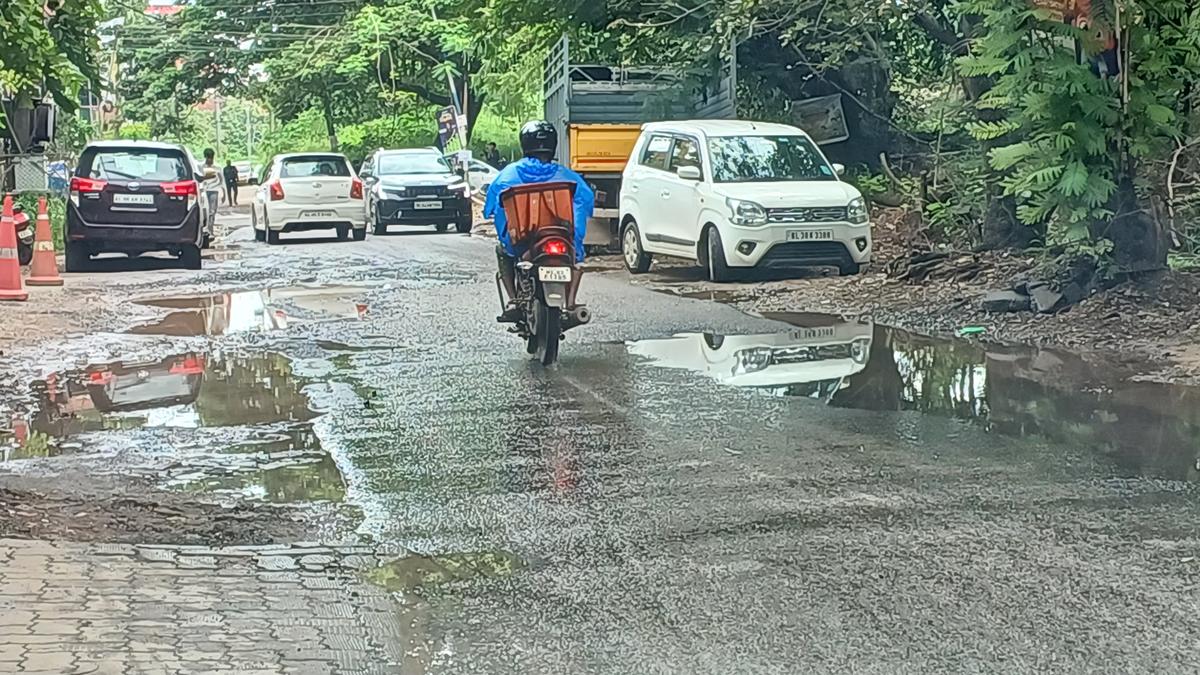 NHAI faces flak over poor service roads on Edappally-Aroor NH 66 bypass