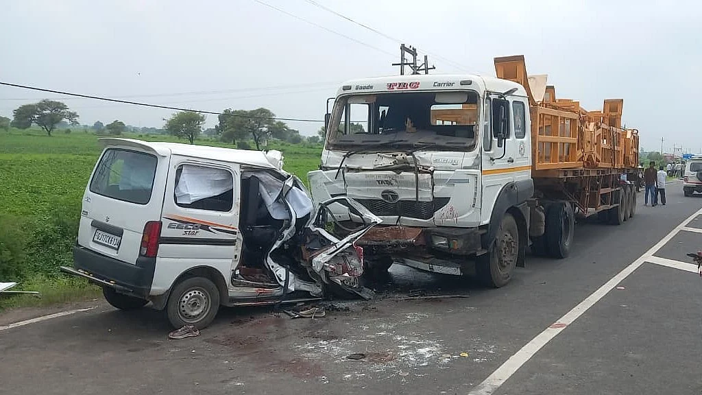 Six Gujarat Youths Returning From Mahakal Temple Killed In MP’s Badnawar Crash