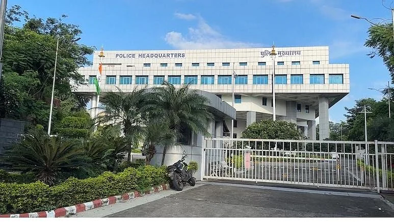 No SPS-Promoted IPS Officer To Hold IG Post Till December In MP
