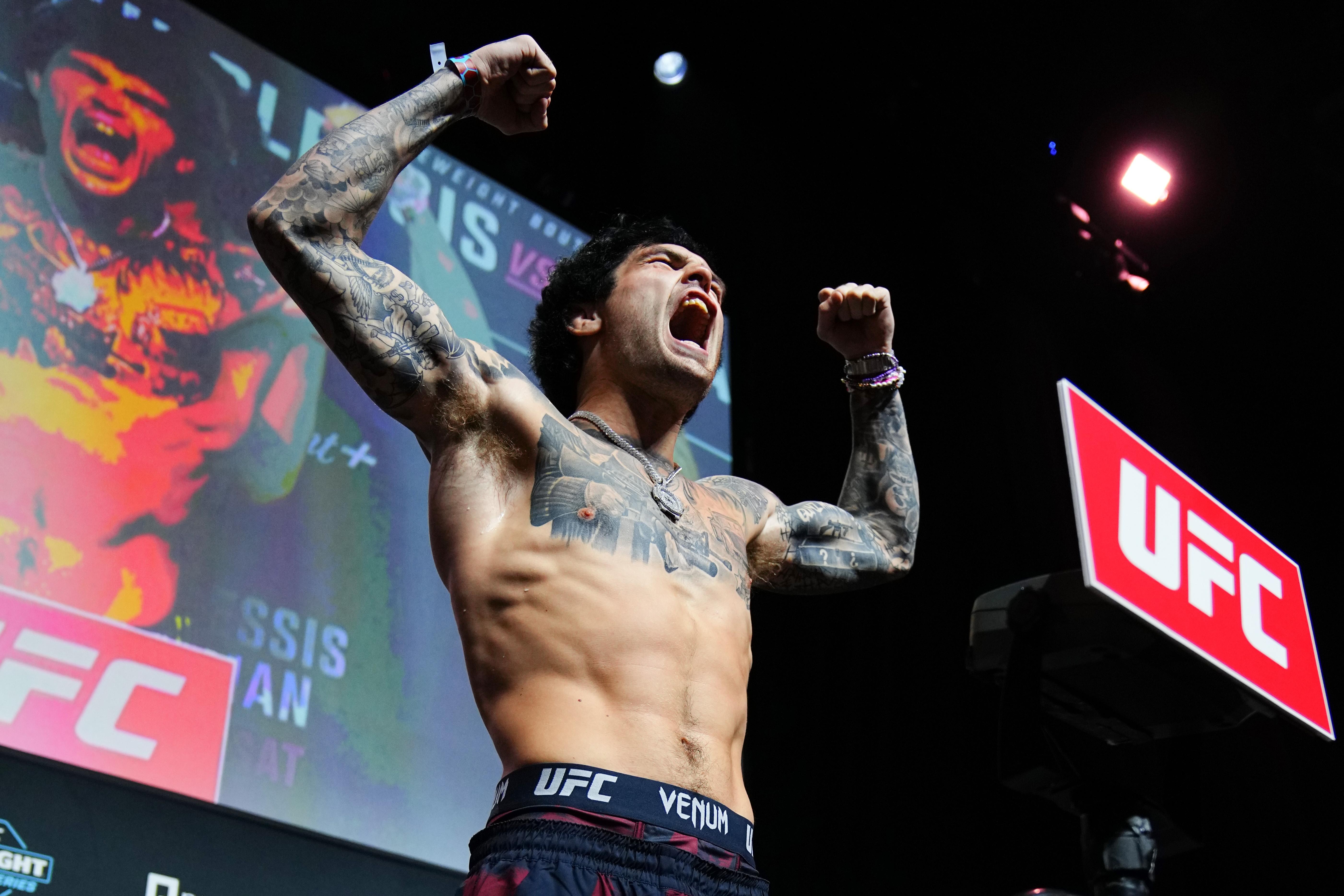 Tommy McMillen battles fellow undefeated prospect at Noche UFC