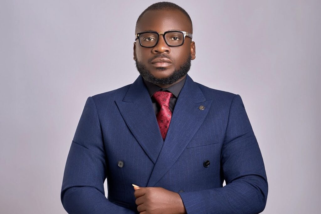 NPP government supported comedians more than NDC – Lekzy DeComic
