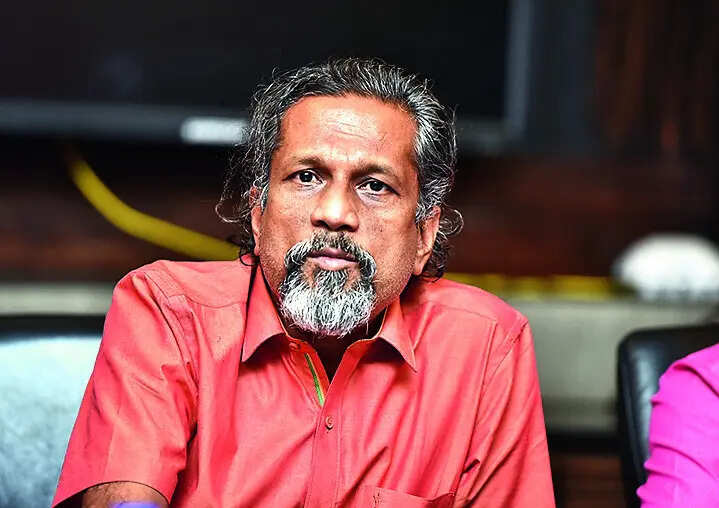 IT industry not creating new jobs, funds diverted to AI, data centre costs: Sridhar Vembu