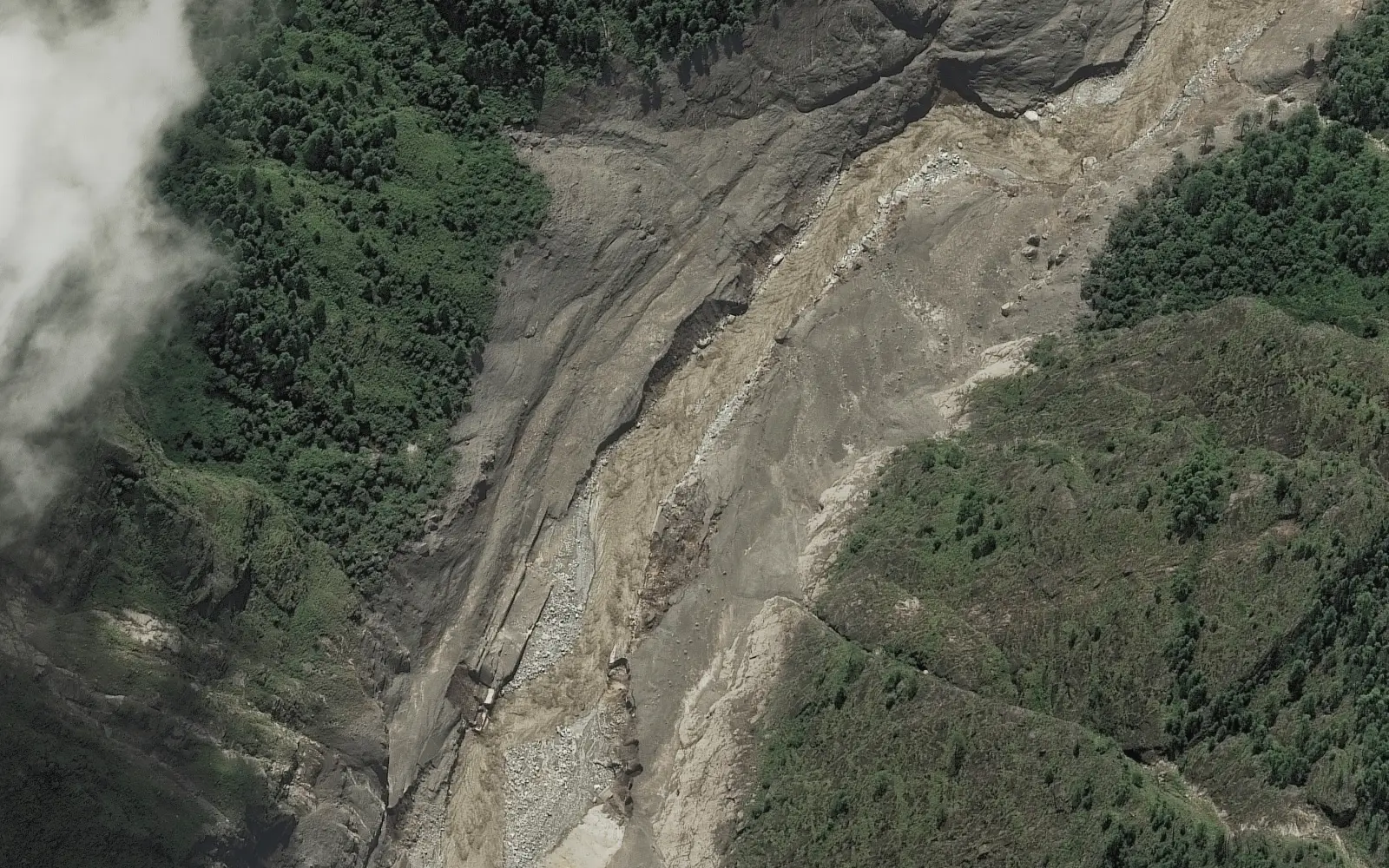 India steps up glacier monitoring after Nepal disaster