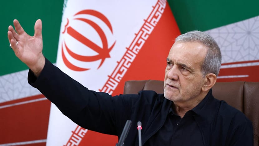 Iran Guards say will not reopen Hormuz without US meeting Tehran's demands