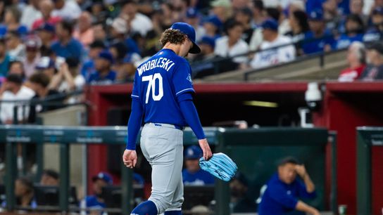 Dodgers drop third straight series with loss to D-Backs