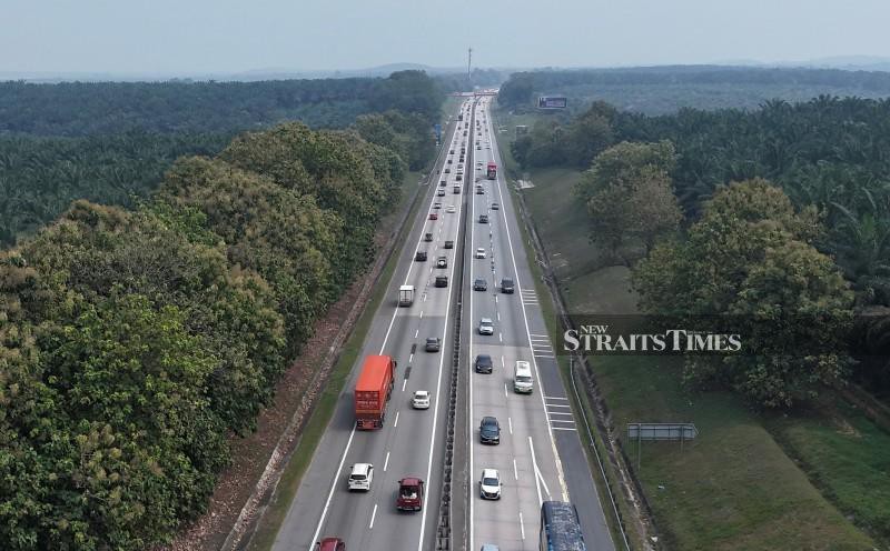 Traffic flow on major highways congested following long weekend
